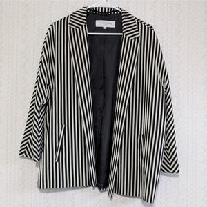 Gerard Darel Blazer Women's Size Medium Black White Striped Timeless French